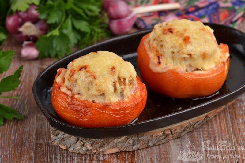 Как приготовить вкуснейшие фаршированные помидоры с мясным фаршем и сыром в духовке Фаршированные помидоры мясным фаршем и сыром в духовке