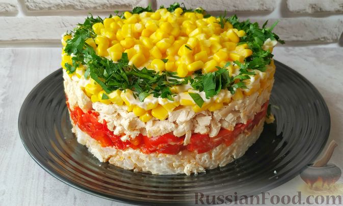Рецепт слоеного салата с рисом и кукурузой: просто и вкусно! Слоеный салат с рисом и кукурузой